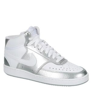 NWOT NIKE WOMENS COURT VISION MID SNEAKER 6.5